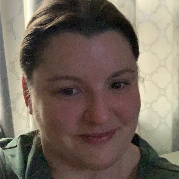 Meet your Posher, Jacqueline - Picture 1 of 1